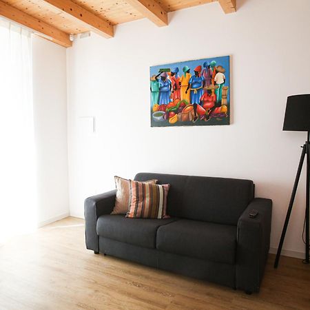 Aloe Comfort Rooms Пескара Екстериор снимка