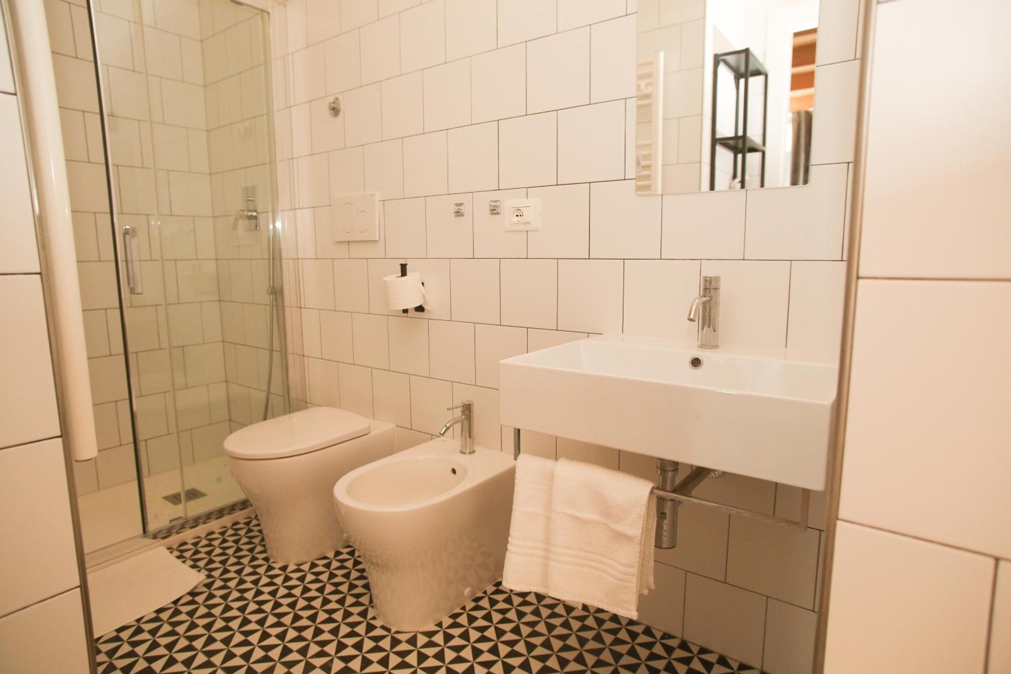 Aloe Comfort Rooms Пескара Екстериор снимка